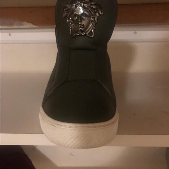 Authentic Versace shoes - Picture 9 of 11